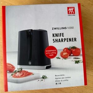 ZWILLING V-edge knife sharpener